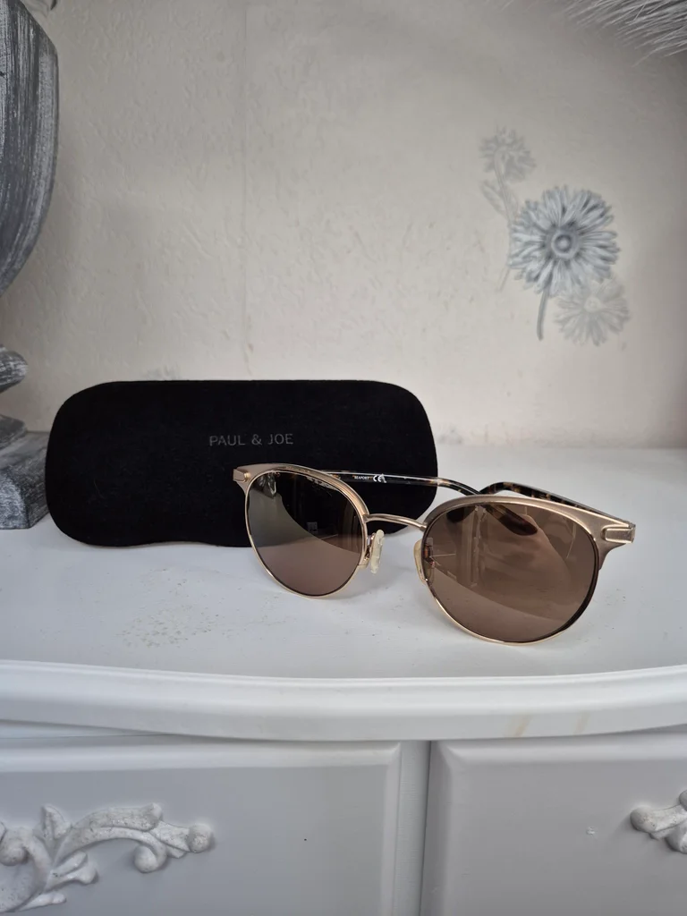Lunettes de soleil femme PAUL & JOE